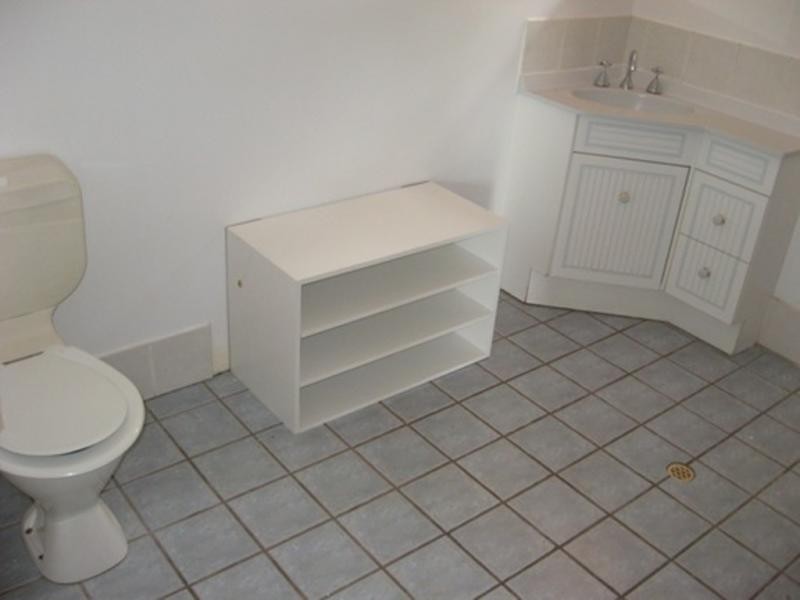 1 Mendi Drive, Bushland Beach QLD 4818