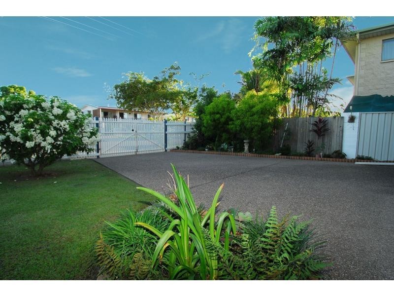 34 Silky Oak Street, Kirwan QLD 4817