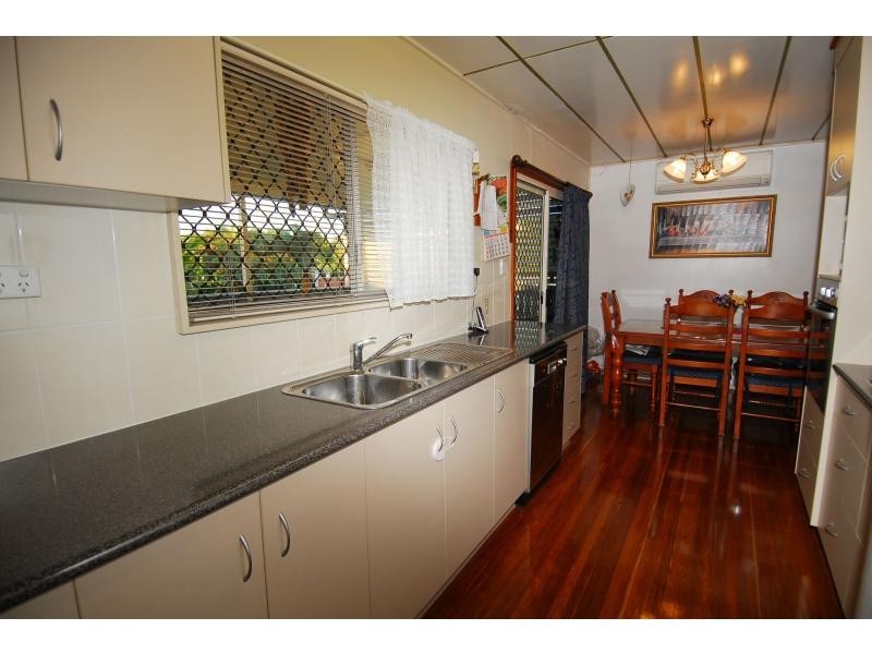 34 Silky Oak Street, Kirwan QLD 4817