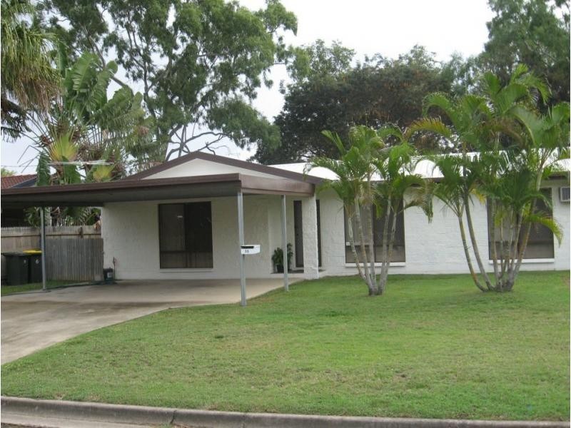 35 Violet Crescent, Rasmussen QLD 4815