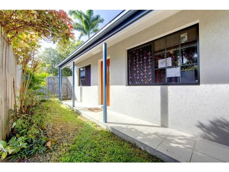 9B Jennifer Street, Kelso QLD 4815