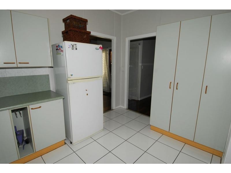 11 Albury Street, Pimlico QLD 4812