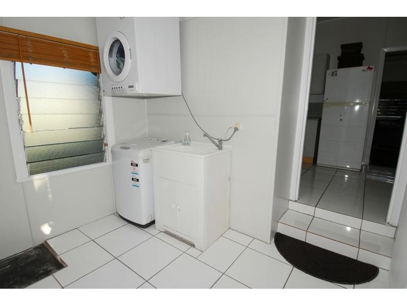 11 Albury Street, Pimlico QLD 4812