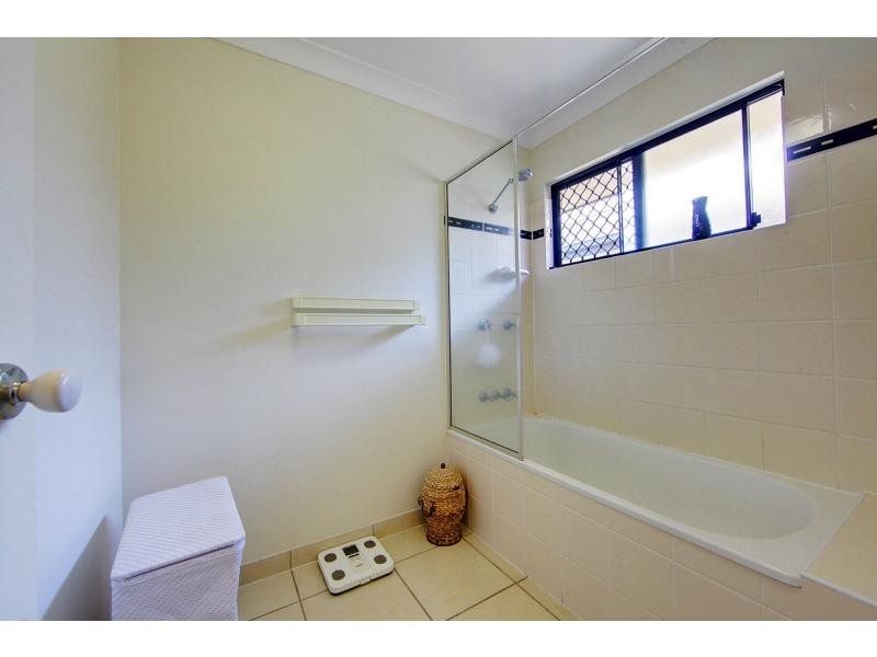 33 Belyando Bend, Douglas QLD 4814