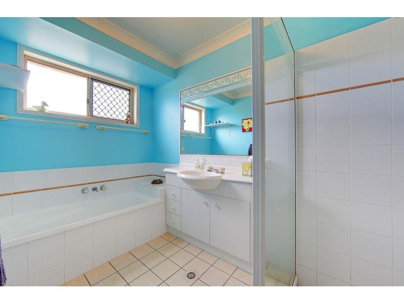 21 Cavill Avenue, Kirwan QLD 4817