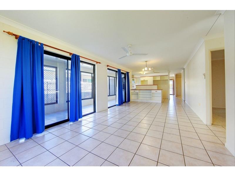4 Pinnata Place, Kirwan QLD 4817