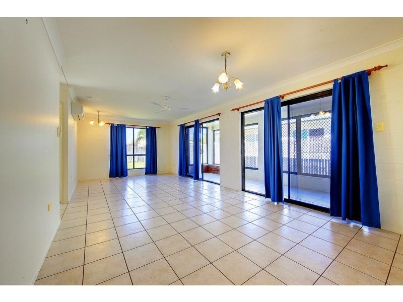 4 Pinnata Place, Kirwan QLD 4817