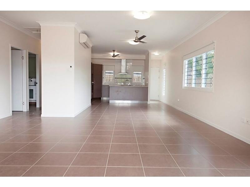 3/21 The Avenue, Hermit Park QLD 4812
