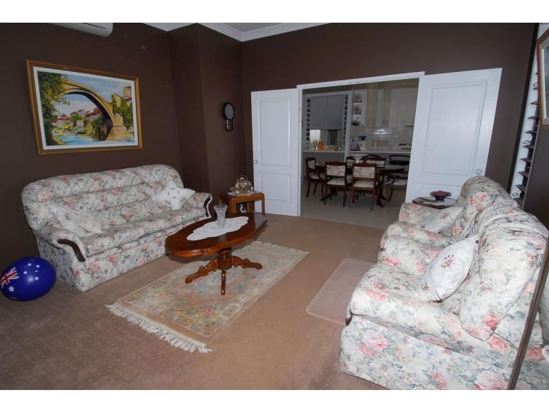 15 Keswick Street, Bushland Beach QLD 4818