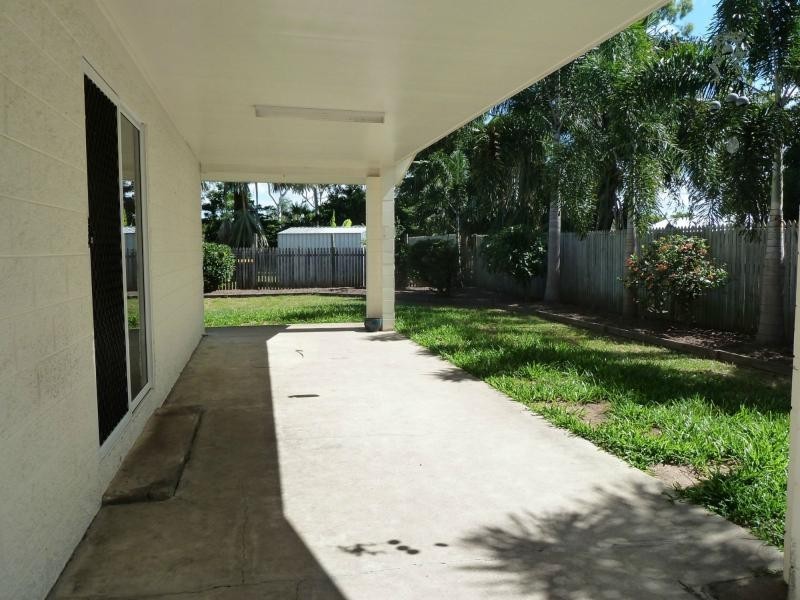 6 Raffles Court, Kelso QLD 4815
