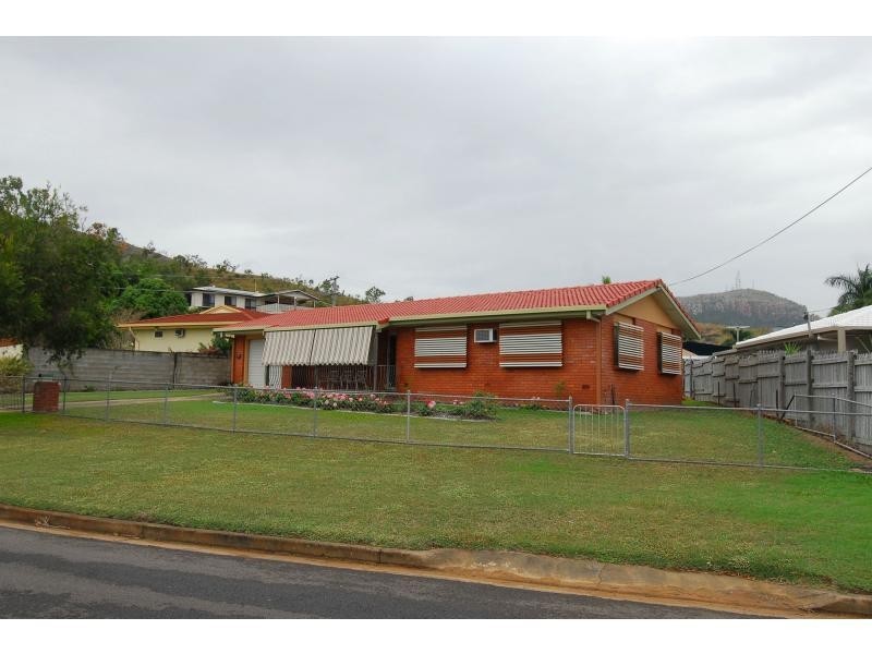 11 Kelvin Street, Wulguru QLD 4811