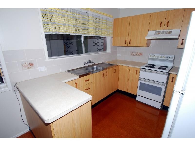 11 Kelvin Street, Wulguru QLD 4811