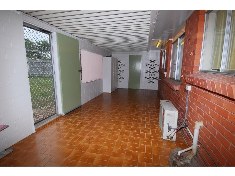 11 Kelvin Street, Wulguru QLD 4811