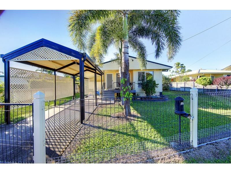 7 Jerrang Court, Rasmussen QLD 4815