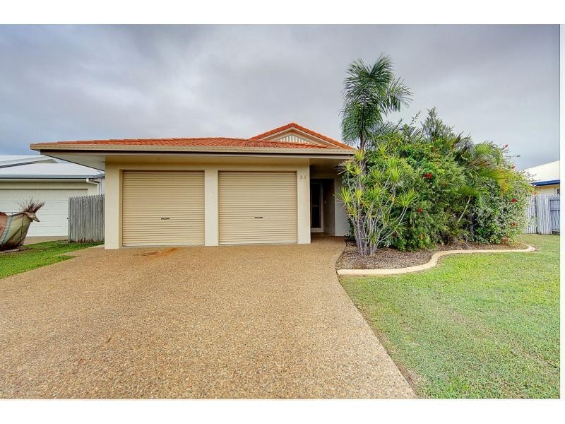 31 Lomond street, Kirwan QLD 4817