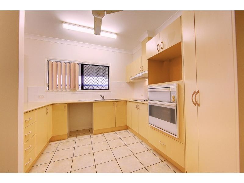 31 Lomond street, Kirwan QLD 4817