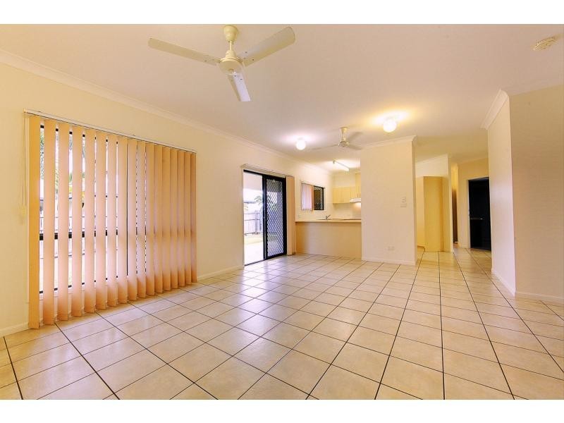 31 Lomond street, Kirwan QLD 4817
