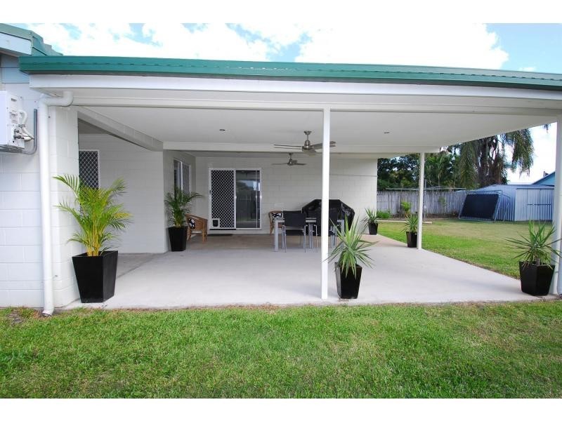 100 Kern Brothers Drive, Kirwan QLD 4817