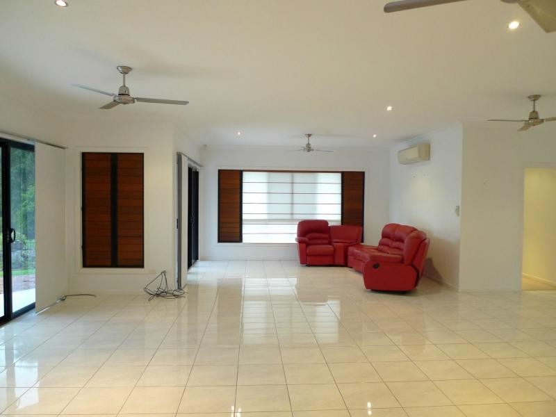 1 Teak Place, Douglas QLD 4814