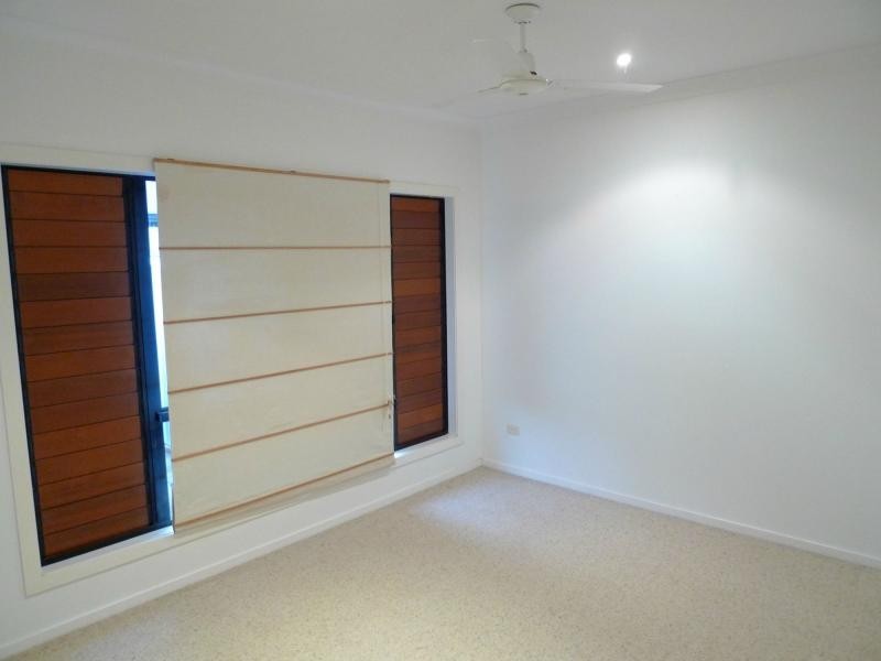 1 Teak Place, Douglas QLD 4814