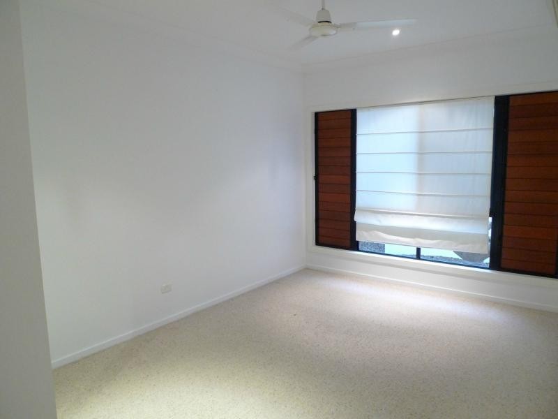 1 Teak Place, Douglas QLD 4814