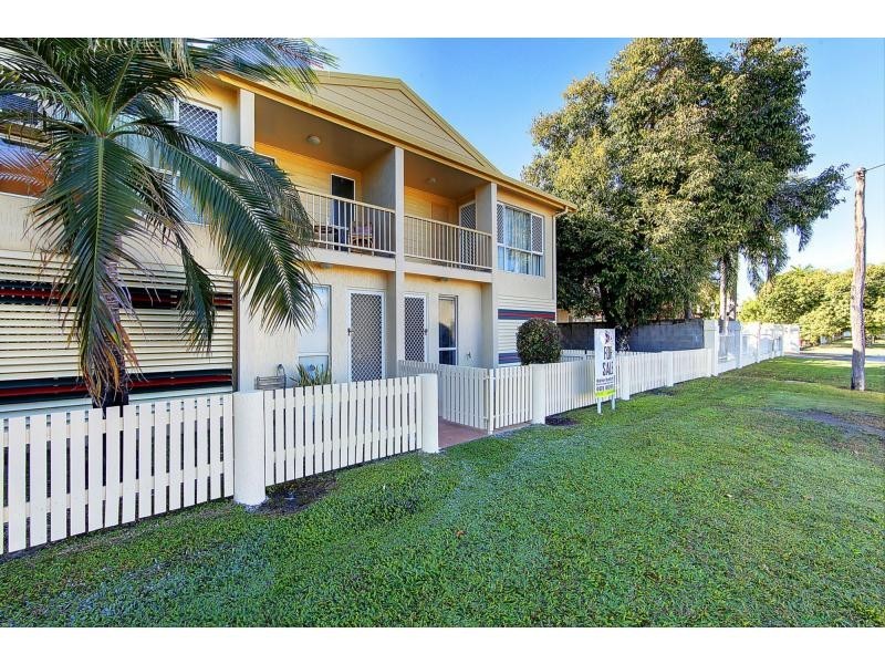 4/22 Gladstone Street, Pimlico QLD 4812