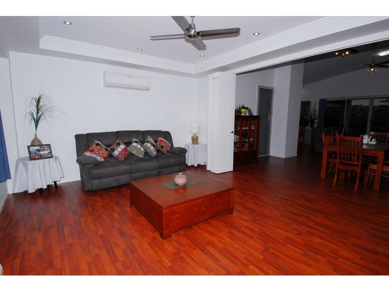 3 Wirega Close, Douglas QLD 4814