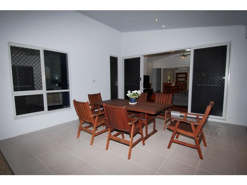 3 Wirega Close, Douglas QLD 4814