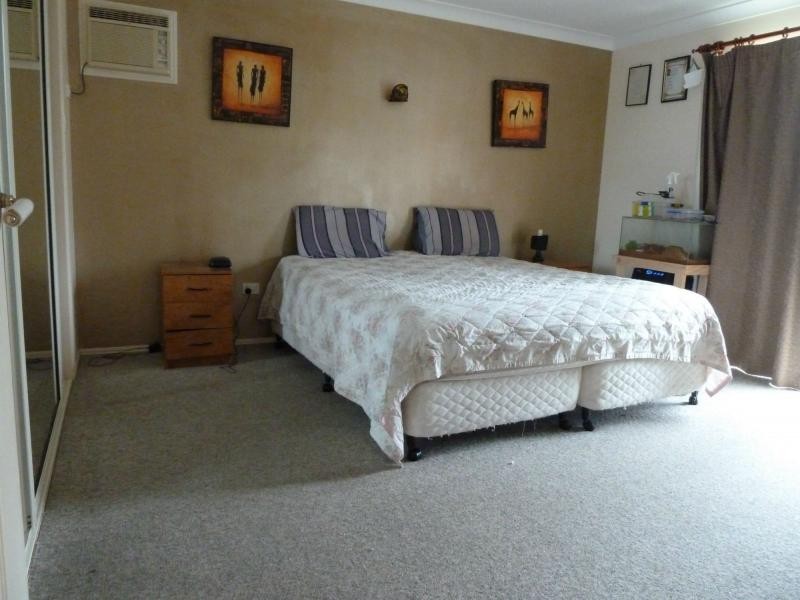 235 Pinnacle Drive, Rasmussen QLD 4815