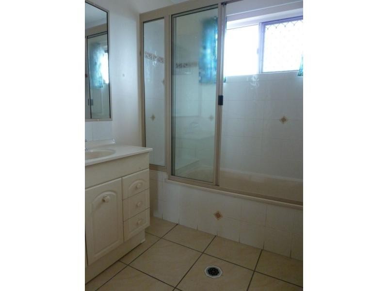 235 Pinnacle Drive, Rasmussen QLD 4815