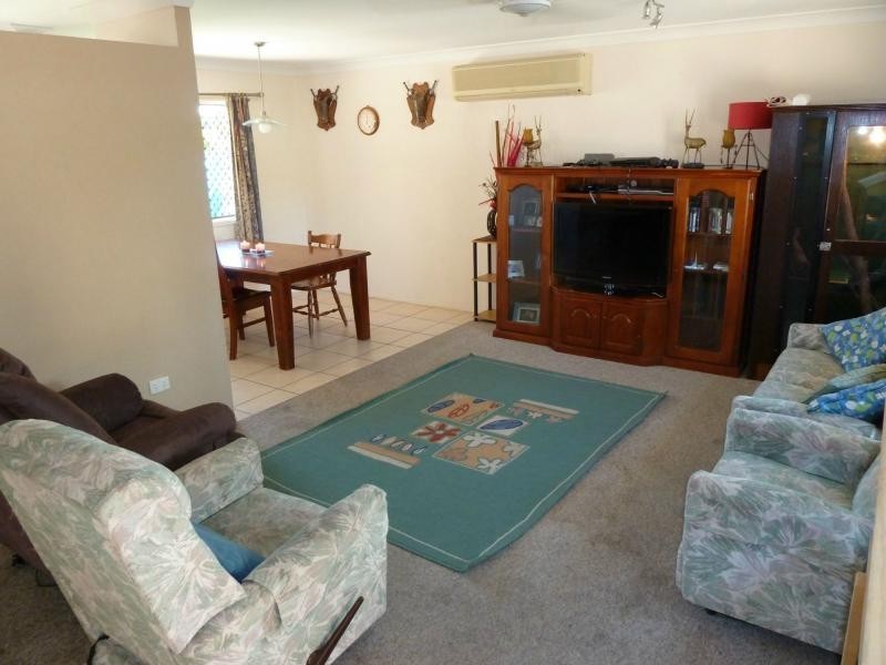 235 Pinnacle Drive, Rasmussen QLD 4815