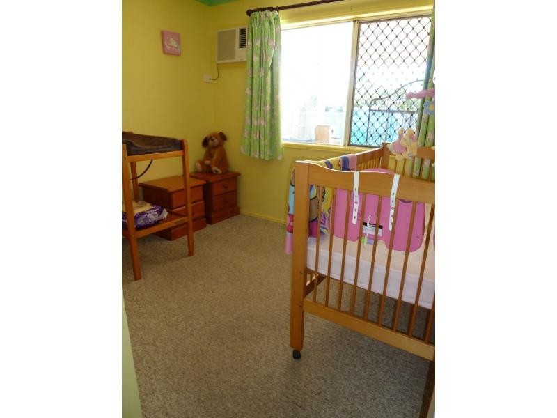 235 Pinnacle Drive, Rasmussen QLD 4815