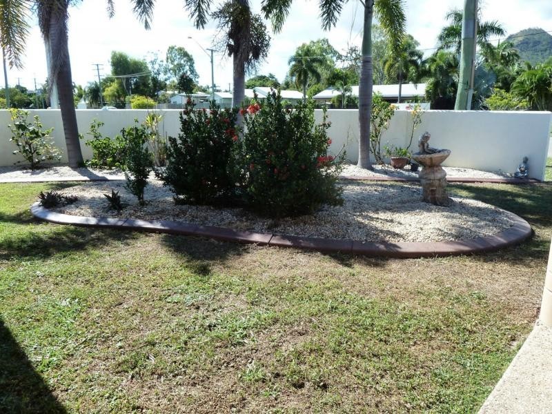 235 Pinnacle Drive, Rasmussen QLD 4815