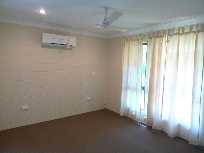 7 Tania Court, Burdell QLD 4818