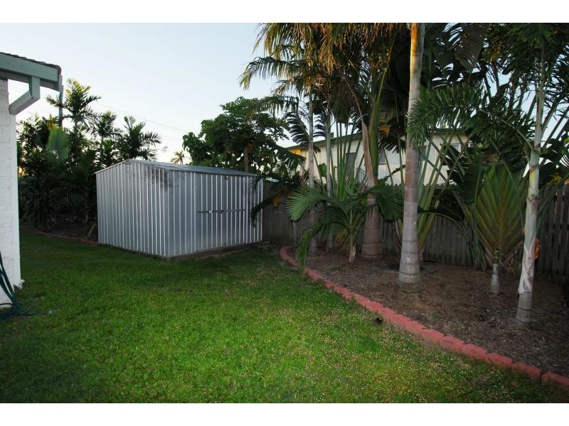 2 Courtney Street, Cranbrook QLD 4814