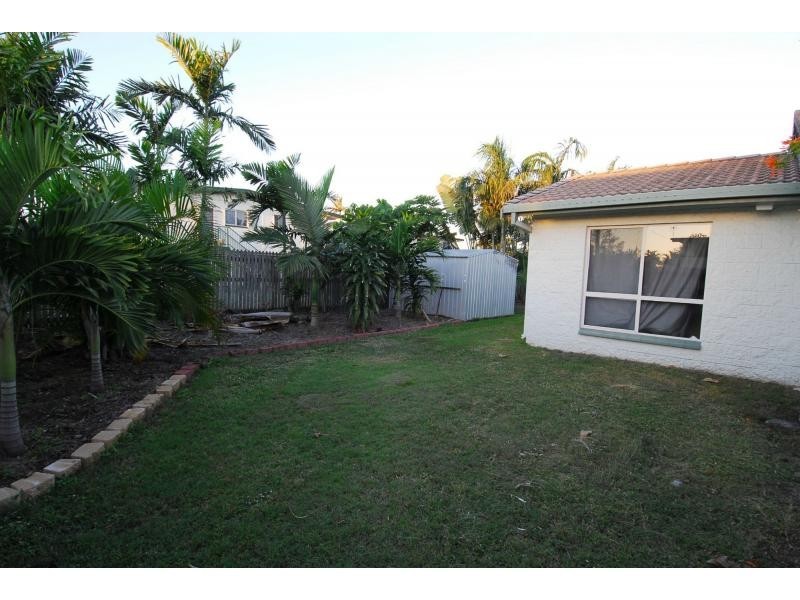 2 Courtney Street, Cranbrook QLD 4814