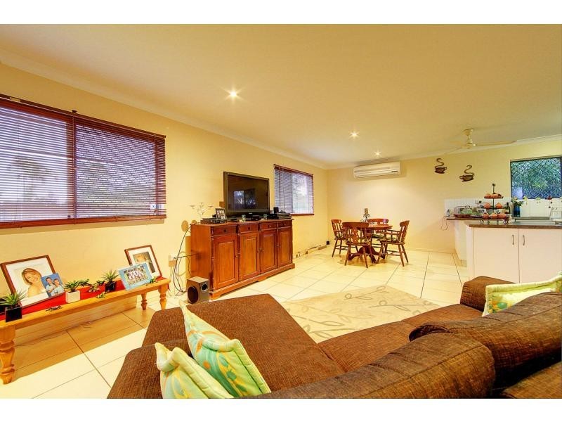 322 Pinnacle Drive, Rasmussen QLD 4815