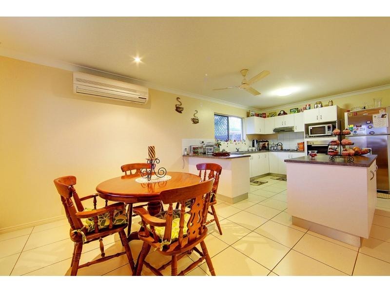 322 Pinnacle Drive, Rasmussen QLD 4815