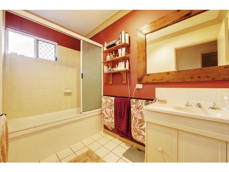 322 Pinnacle Drive, Rasmussen QLD 4815