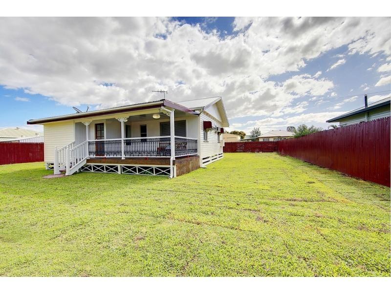 12 Parsons Street, Gulliver QLD 4812