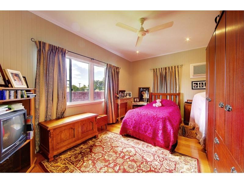 12 Parsons Street, Gulliver QLD 4812
