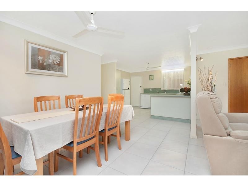 27 Silky Oak Street, Kirwan QLD 4817