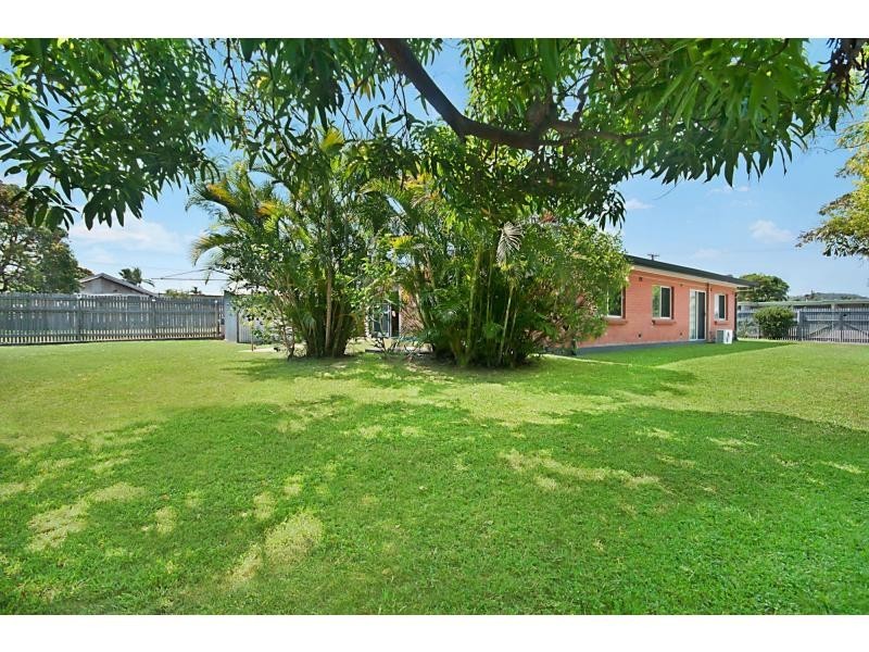 27 Silky Oak Street, Kirwan QLD 4817