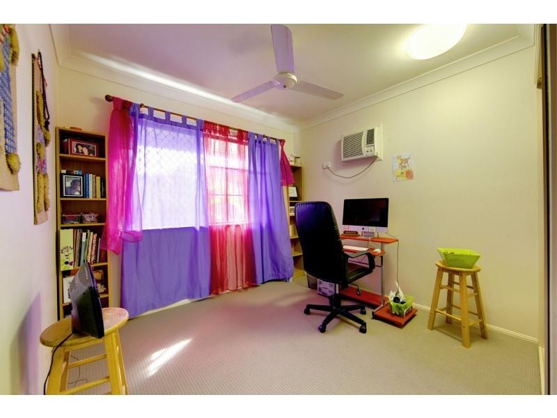 9B Jennifer Street, Kelso QLD 4815