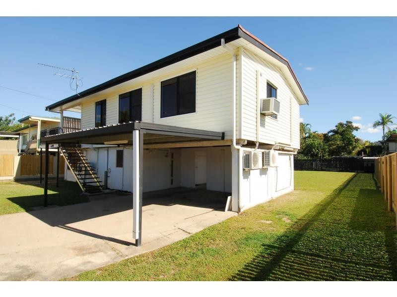 11 Frangipani Street, Cranbrook QLD 4814