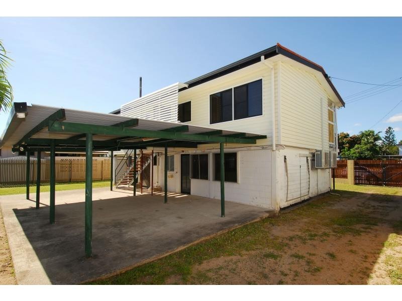 11 Frangipani Street, Cranbrook QLD 4814