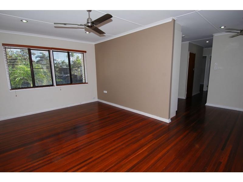 11 Frangipani Street, Cranbrook QLD 4814