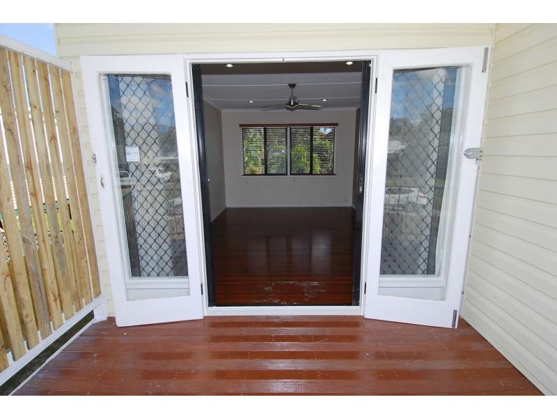 11 Frangipani Street, Cranbrook QLD 4814