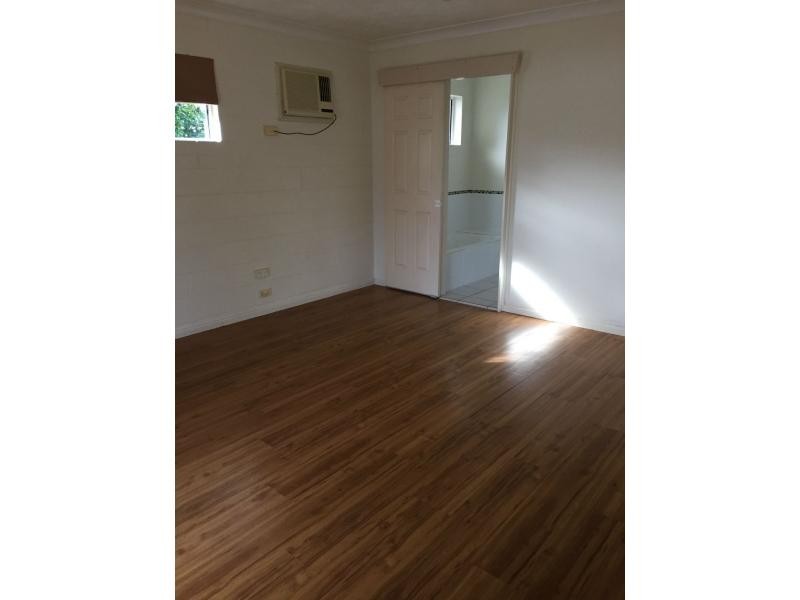 6 Bedrock Court, Mount Louisa QLD 4814