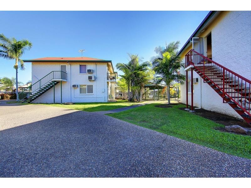 5/36 Henry Street, West End QLD 4810